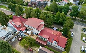 Dworek Familijny